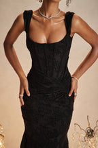 Elegantes Taillenkleid für stilvolle Anlässe