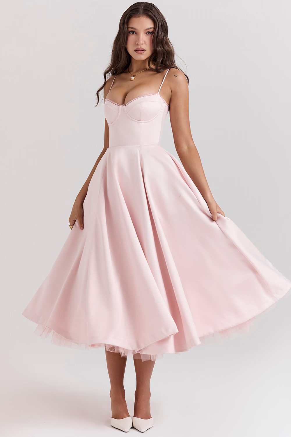 Elegantes Figurbetontes Damenkleid