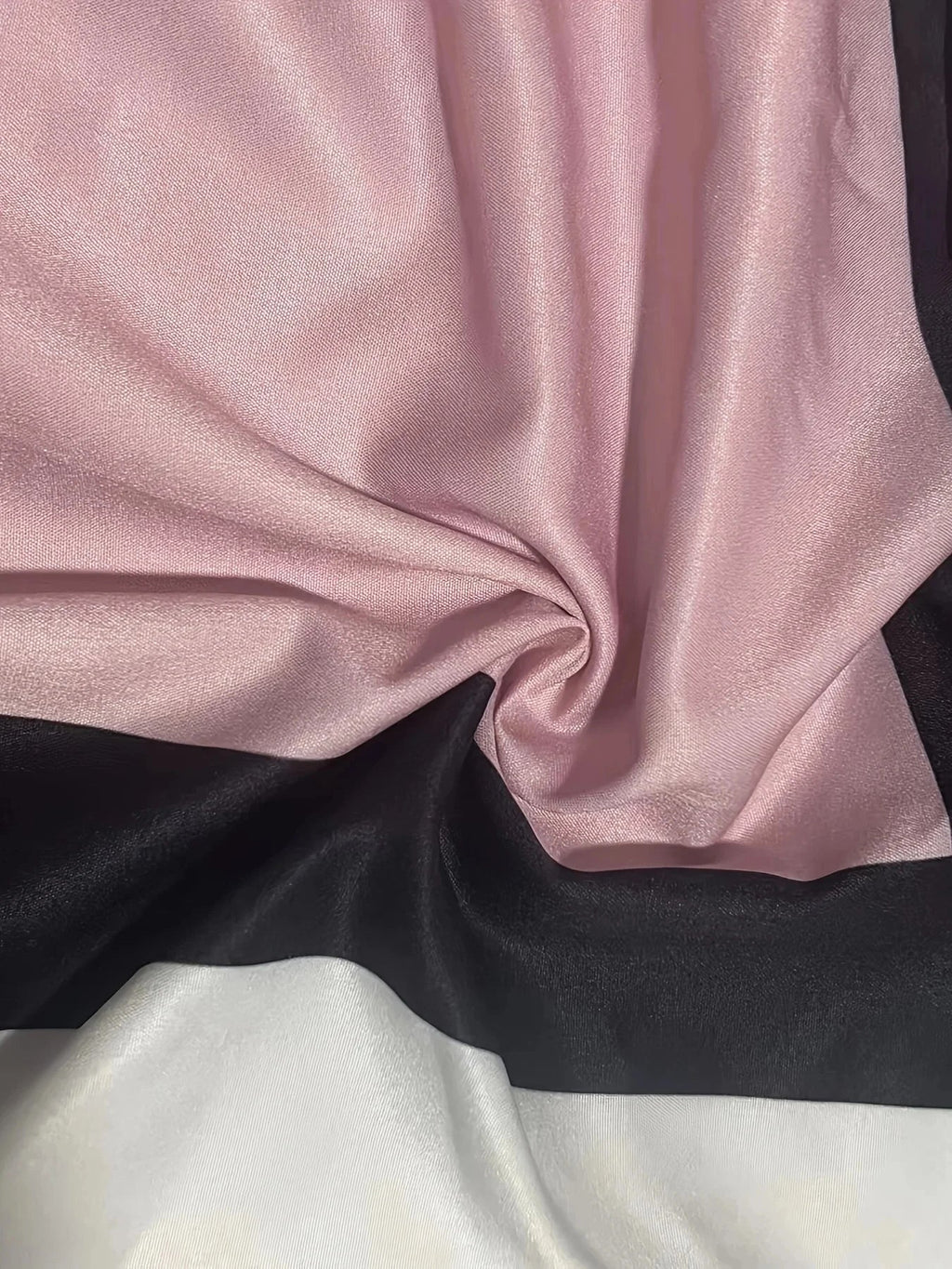 Elegantes Hemdblusenkleid mit stilvollen Akzenten