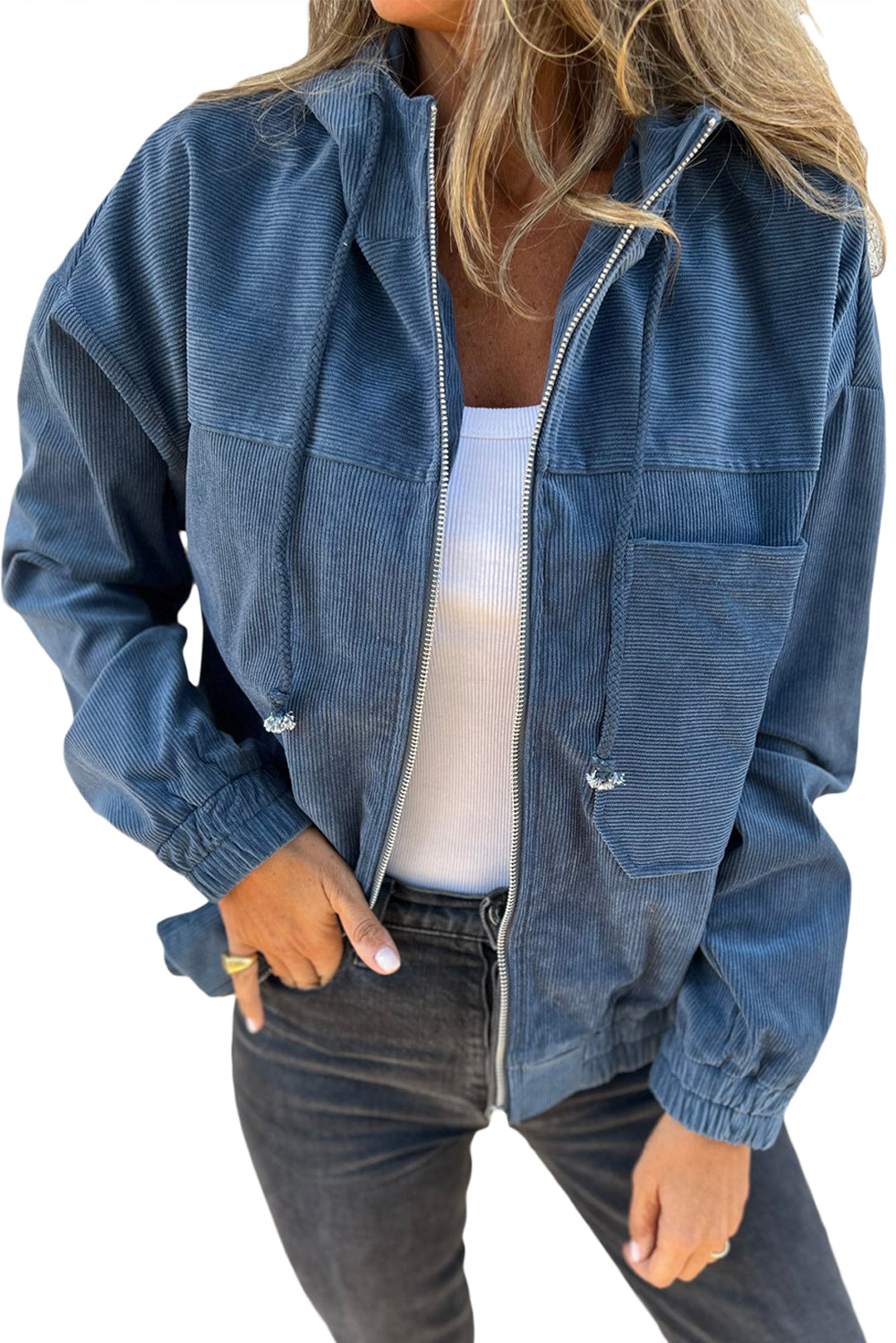 Teal Kapuzenjacke mit verstellbarem Kordelzug und Reißverschluss" 

Here’s a revised version:

"Teal Hoodie mit verstellbarem Kordelzug und Reißverschluss