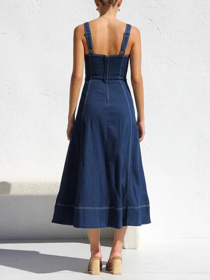 Leichtes Denim-Midi-Kleid mit Knopfdetails