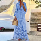 Boho-Chic Maxikleid mit Spitzen- und Fransenakzenten