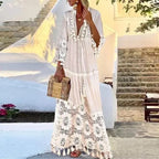 Boho-Chic Maxikleid mit Spitzen- und Fransenakzenten