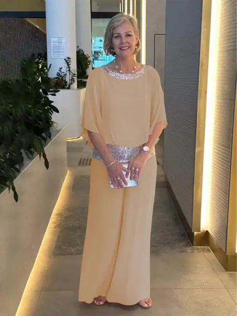 Elegantes Abendoutfit: Funkelndes Top mit Palazzo-Hosen