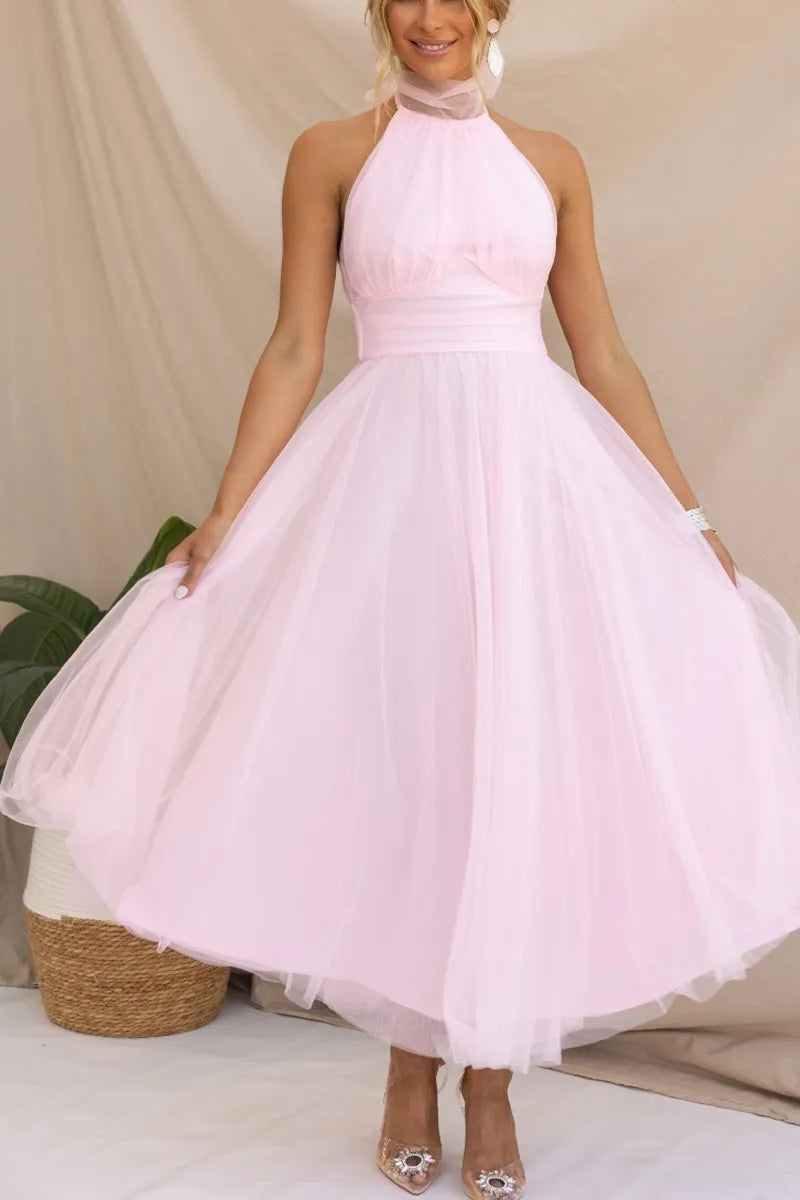 Elegantes schulterfreies Abendkleid