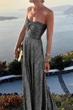 Frauen Maxikleid mit schulterfreiem Design