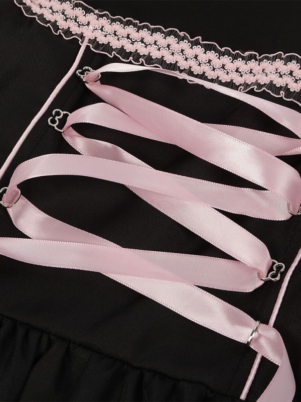 Elegantes Blumen-Dirndl: Ideal für Oktoberfest-Feierlichkeiten