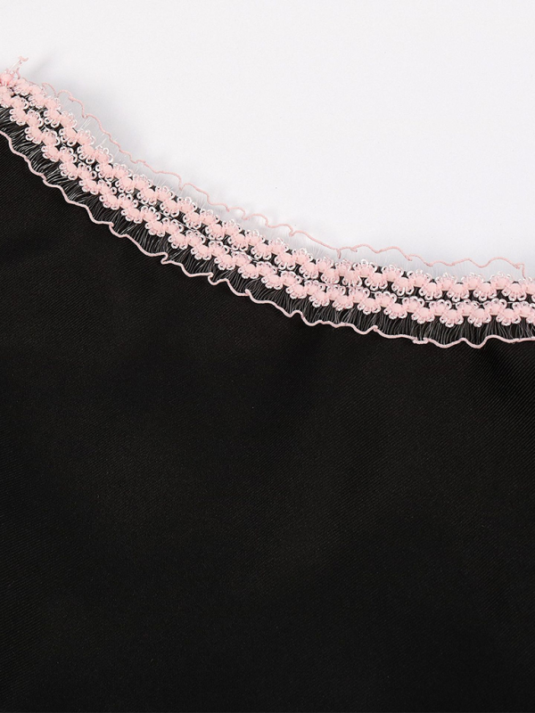 Elegantes Blumen-Dirndl: Ideal für Oktoberfest-Feierlichkeiten