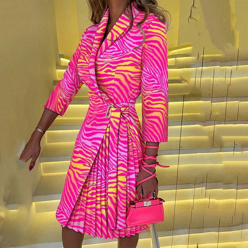 Elegantes Blazer-Kleid mit klassischem Reverskragen